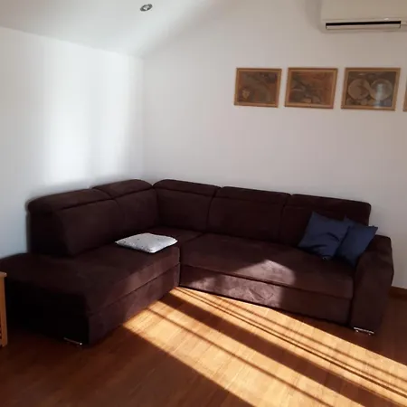 Barizon Apartment *